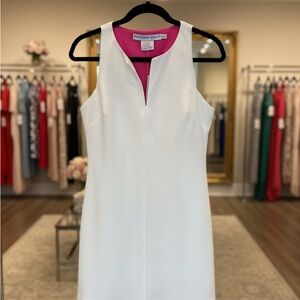 Gretchen Scott White Sleeveless Dress-Amazing dress